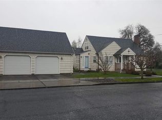 385 S 6th St, Independence, OR 97351