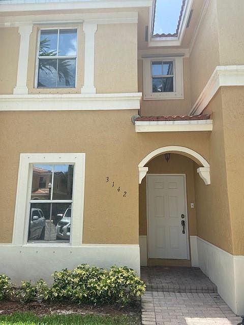 1st image of 3142 SW 129th Way #156