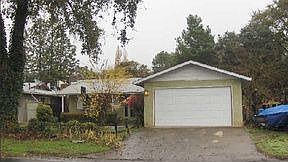 2nd image of 4040 Country Club Dr