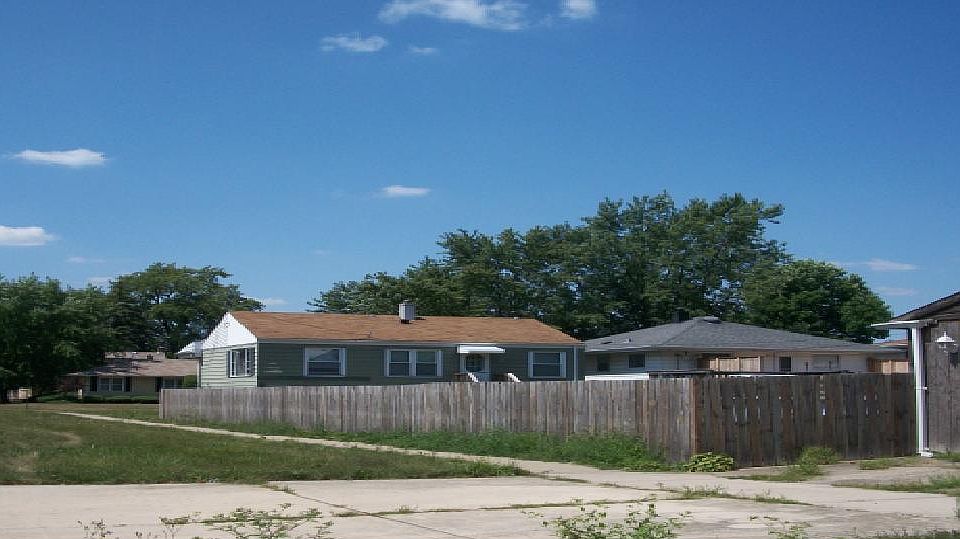 2nd image of 4045 Home Ave