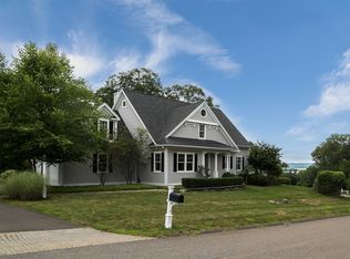 11 Turnstone Rd, Essex, CT 06426