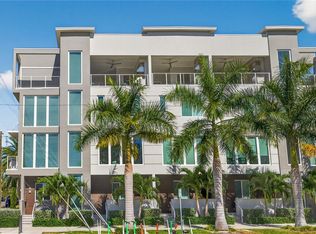 577 4th Ave S, Saint Petersburg, FL 33701