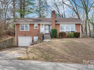 17 Swindale St, Asheville, NC 28801