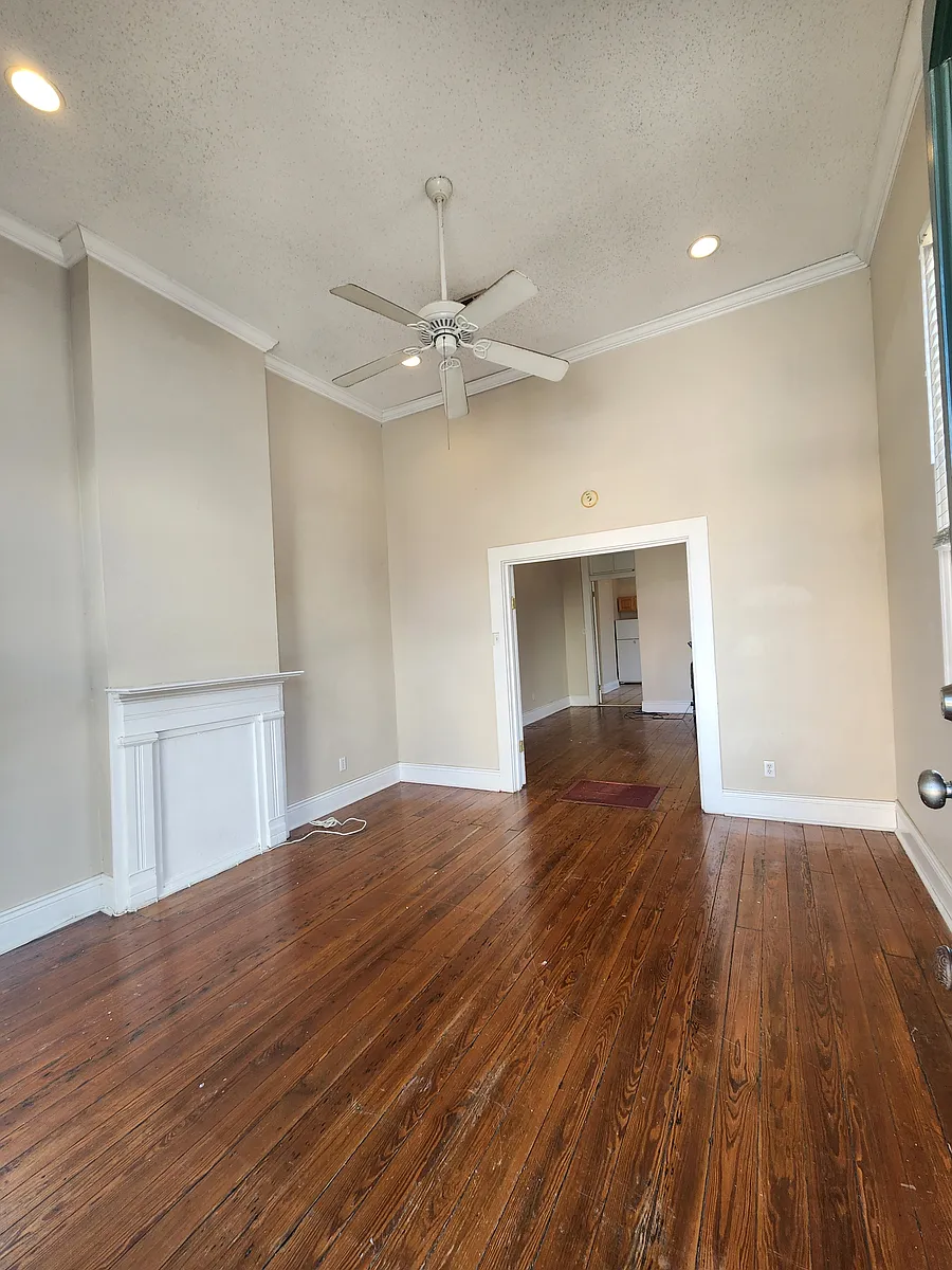 Building Photo - 3422 Iberville St