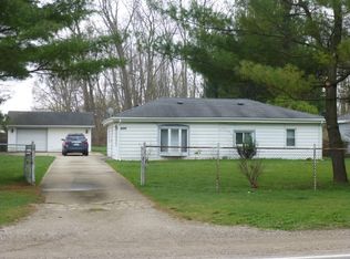 10810 Textile Rd, Belleville, MI 48111