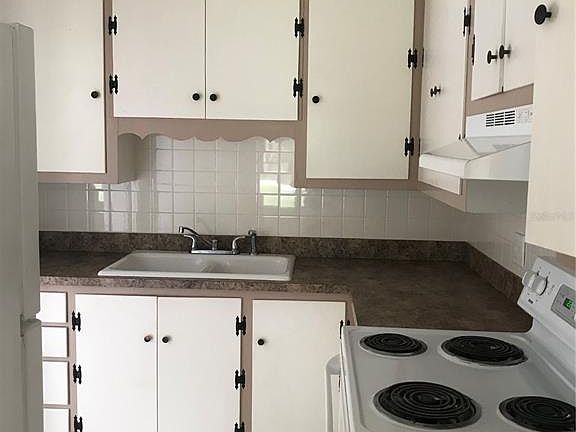 3rd image of 13785 Ocala Rd