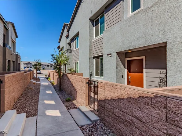 1521 Eva Crossing Pl, Henderson, NV 89002