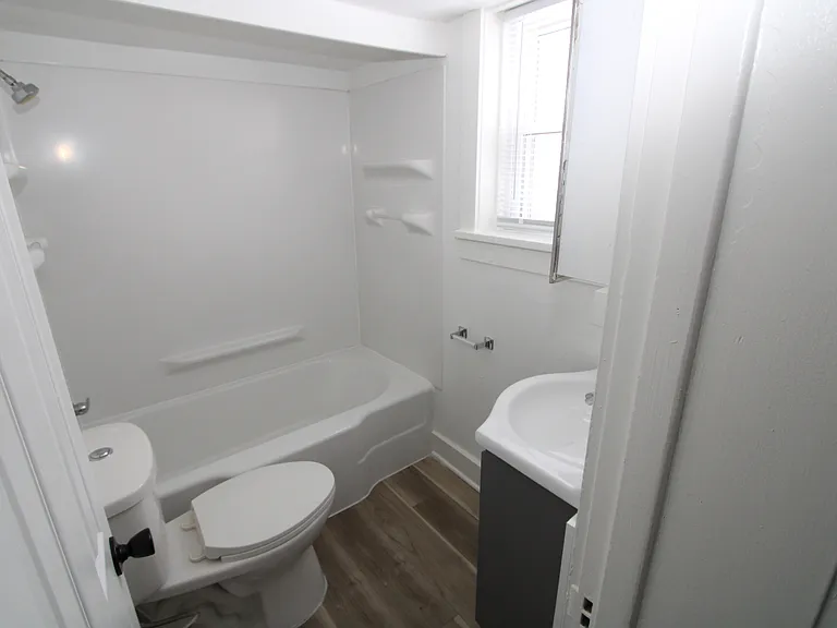 2901 High St #5 — Photo 3