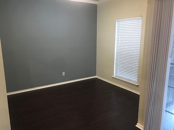 3rd image of 11839 Parliament St APT 513