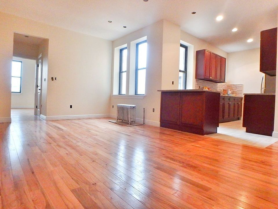 1st image of 3083 29th St APT E10