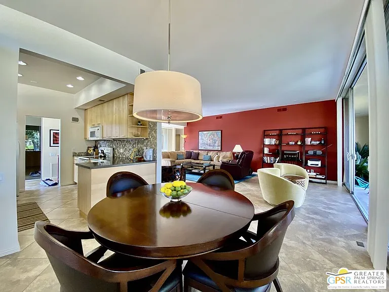 272 Desert Lakes Dr — Photo 11