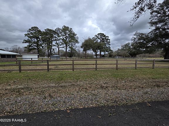 4th image of 7338 Highway 190