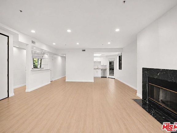 2nd image of 9836 Vidor Dr #1B