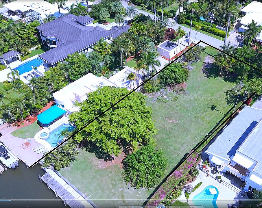 1st image of 1010 S Northlake Dr