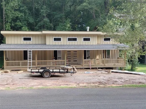634 Ammons Dr, Waleska, GA 30183