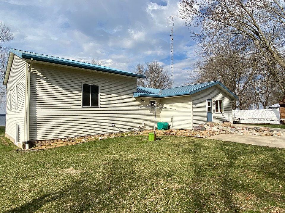 W6794 Marine Drive, Markesan, WI 53946 MLS 1948141 Zillow