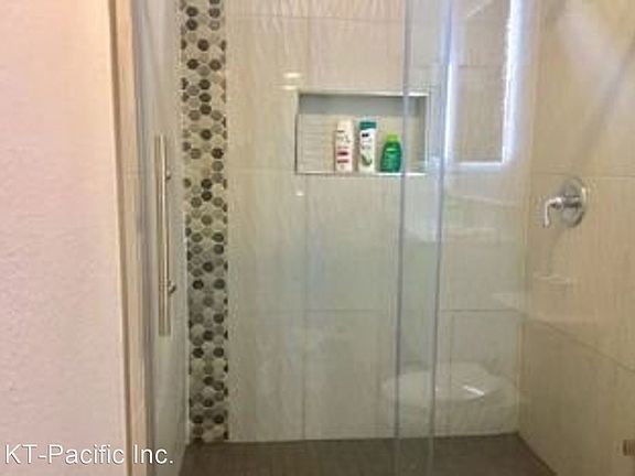 3rd image of 1414 E Orange Grove Blvd APT 5