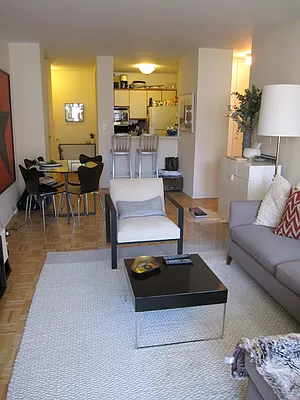 Rented by Newell and Assoc. | media 17