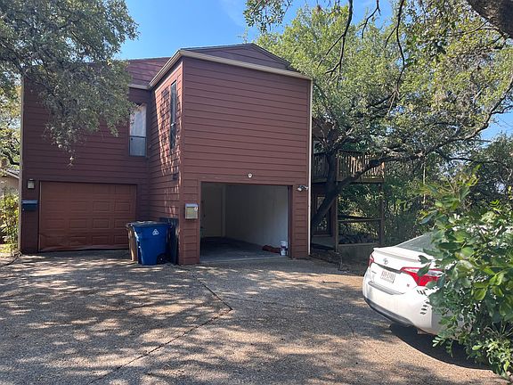 2nd image of 2309 Arpdale St #A