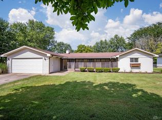 1699 Pierce Dr, Dayton, OH 45432