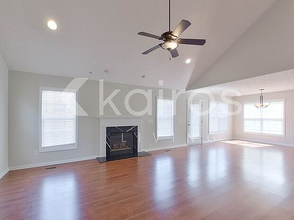 4th image of 135 Hillandale Rd