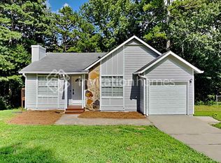 2795 Wildflower Ln, Snellville, GA 30039