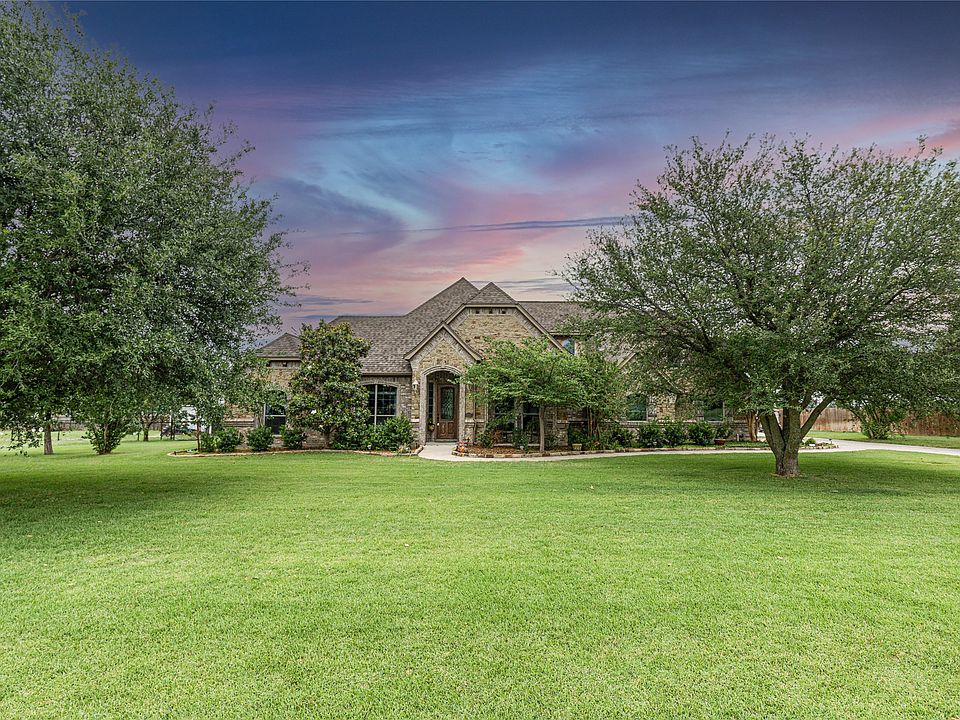 1st image of 123 Vista Dr