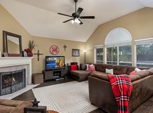 11122 Elmsgrove Ln, Houston, TX 77070