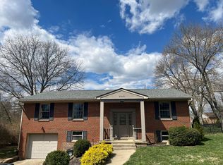 2912 University Dr, Crestview Hills, KY 41017