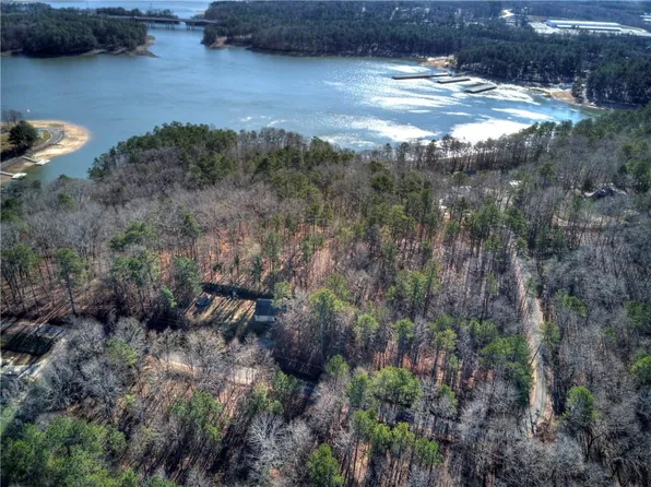 39 Lake Top Dr SE, Cartersville, GA 30121