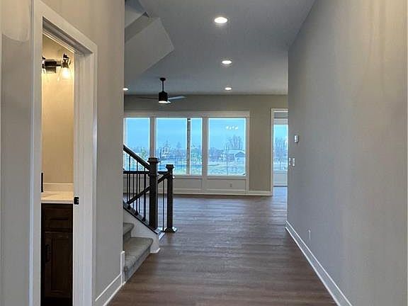 2nd image of 1607 SW Arbormist Dr