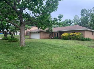 1521 E Will Rogers Dr, Stillwater, OK 74075