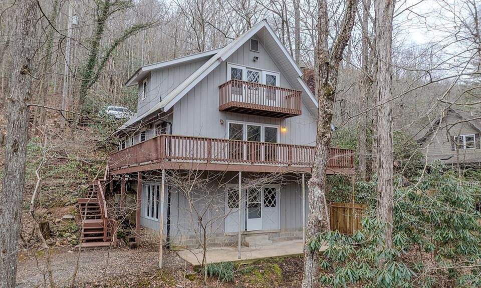 1st image of 848 S Country Club Dr