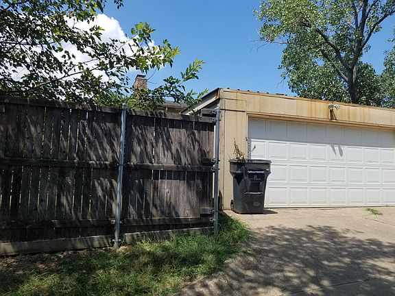 3rd image of 15808 El Estado Dr