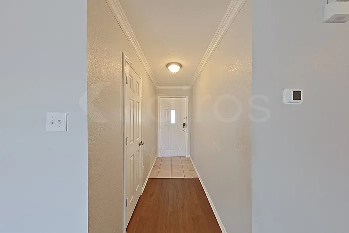 4 bed, 2.0 bath, 2271 sqft, $1,845 — Photo 3