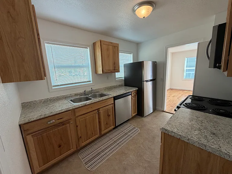 178 S Main St #148 — Photo 6