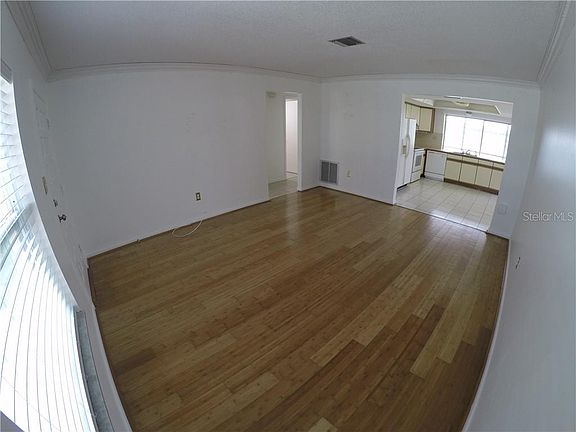 2nd image of 5450 Lemon Tree Ln