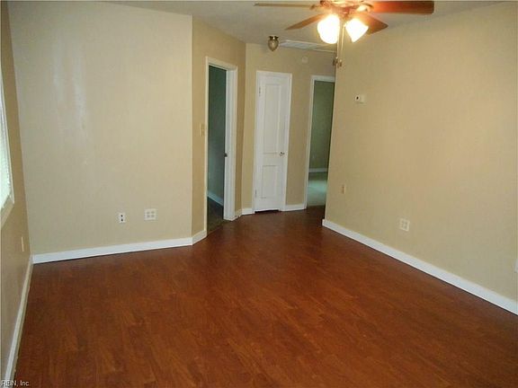 4th image of 717 Norwood Cir