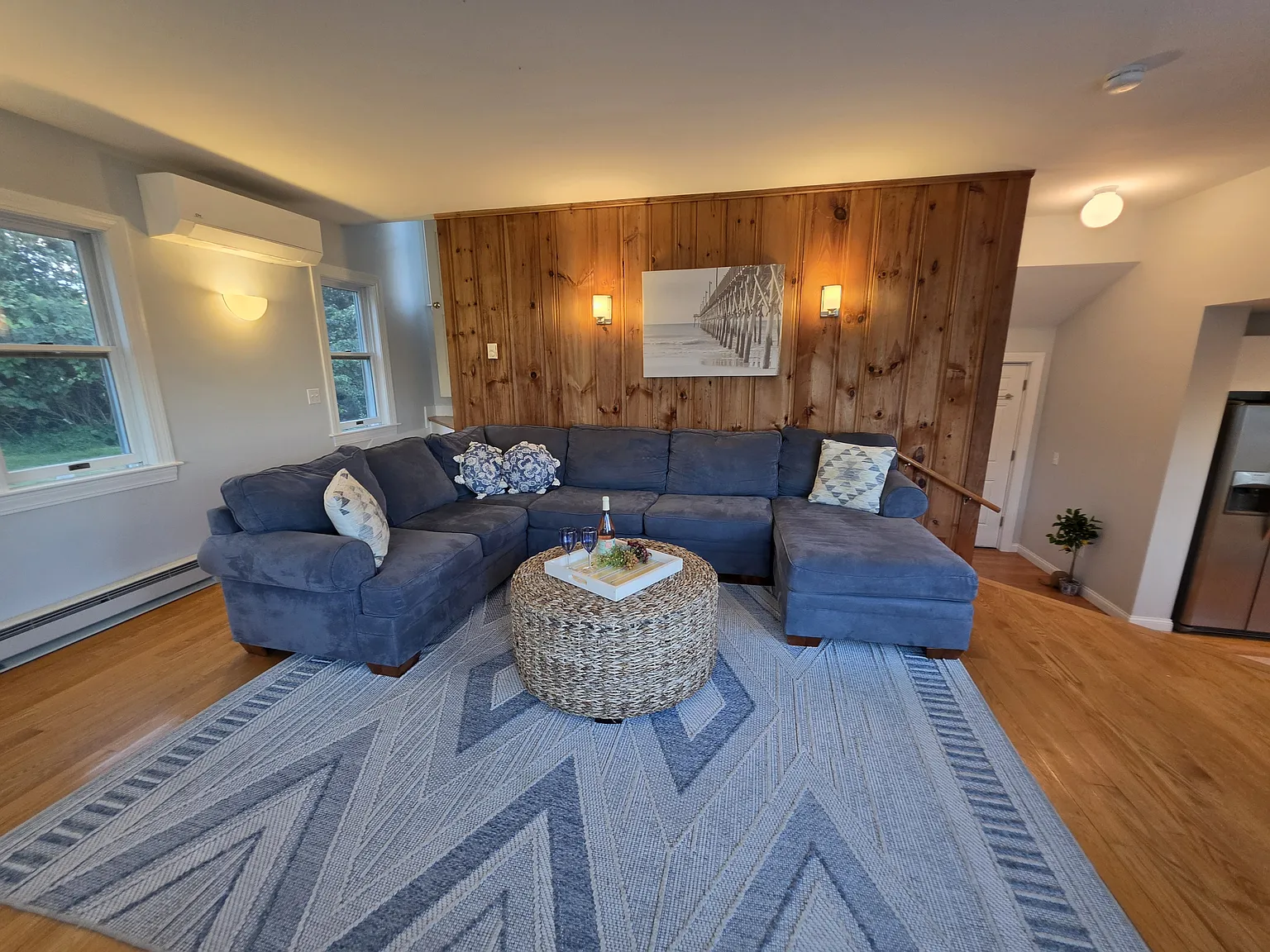 3 bed, 1500 sqft, $3,300 — Photo 3