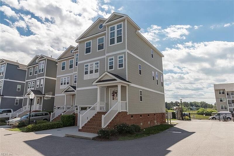 1st image of 9518 3rd Bay St #111-1