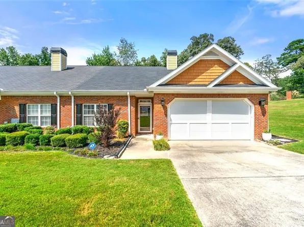 2500 Rosehill Cir, Lithia Springs, GA 30122