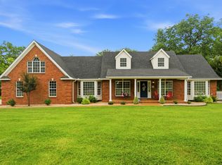 318 Walnut Ct, White House, TN 37188