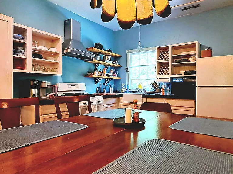2622 Greenville Hwy — Photo 13