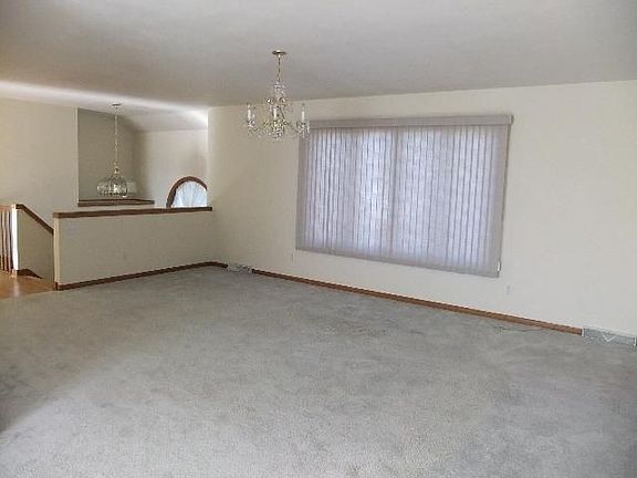 2nd image of 5623 Montadale St