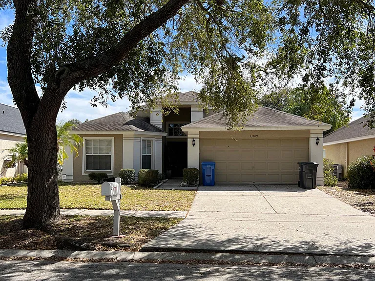 13709 Staghorn Rd — Photo 1