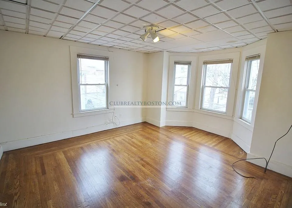 23 Cushing St #2