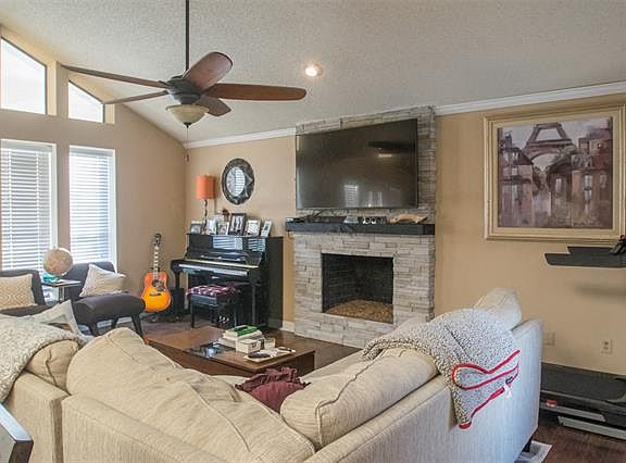 5th image of 2507 Daybreak Dr