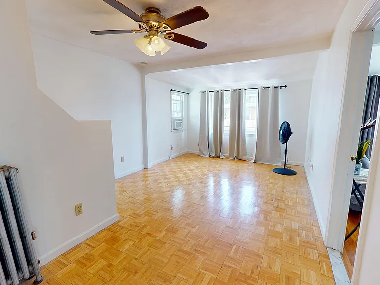 54 Linwood St #2 — Photo 4