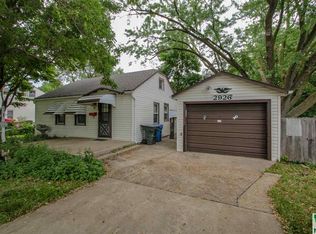 2926 S Lakeport St, Sioux City, IA 51106