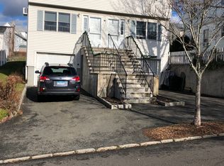 21 Division St W, Greenwich, CT 06830